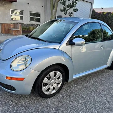 2010 Volkswagen Beetle 2.5L Hatchback