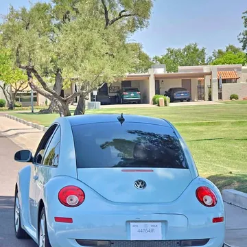 2010 Volkswagen Beetle 2.5L Hatchback 2D