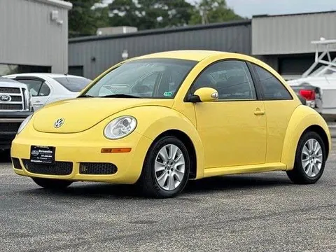 2010 Volkswagen Beetle 2.5L Hatchback 2D
