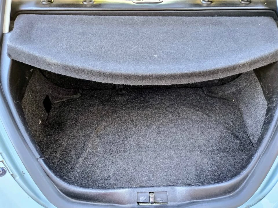 2010 Volkswagen New Beetle - Image 8 of 8