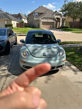 2010 Volkswagen Beetle · 2.5L Hatchback 2D
