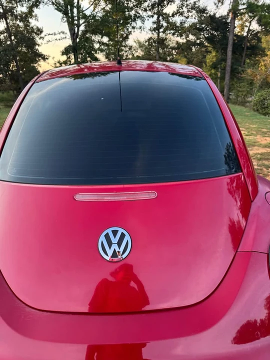 2010 Volkswagen New Beetle - Image 6 of 6