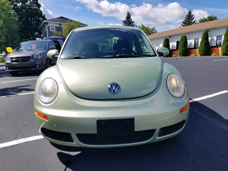 2010 Volkswagen New Beetle - Image 5 of 5