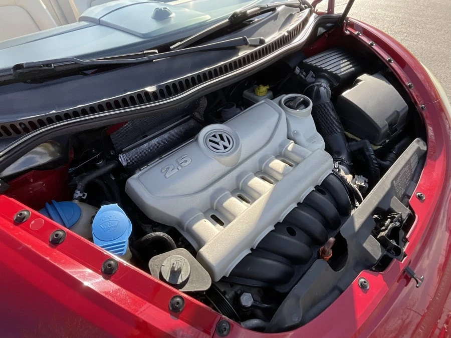 2010 Volkswagen New Beetle - Image 14 of 14