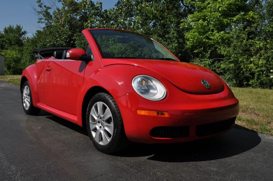2010 Volkswagen New Beetle - Image 12 of 12