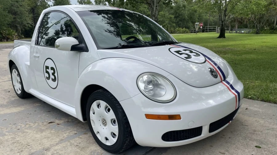 2010 Volkswagen New Beetle - Image 14 of 26