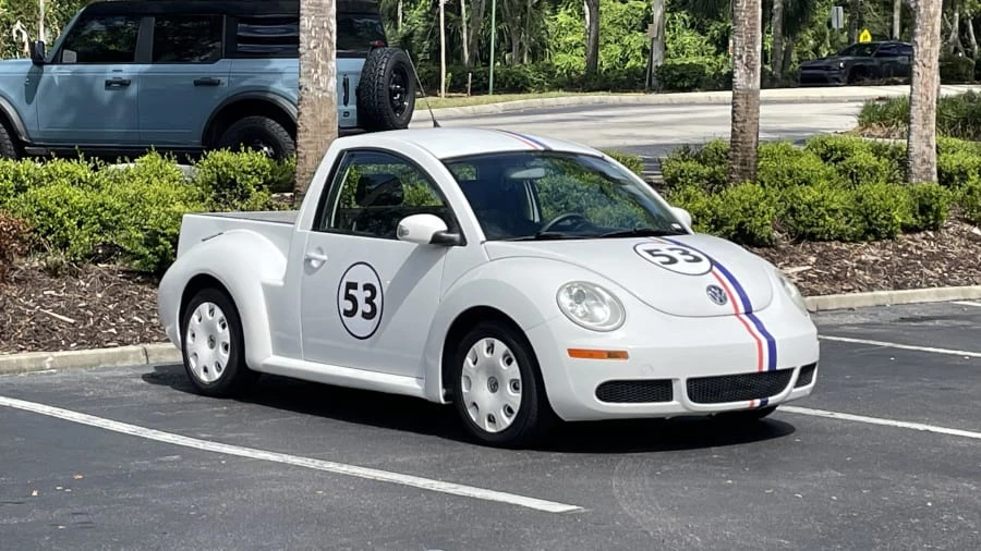 2010 Volkswagen New Beetle - Image 18 of 26