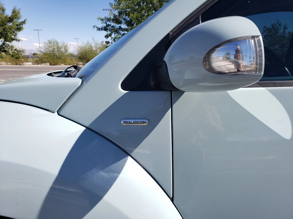 2010 Volkswagen New Beetle - Image 17 of 21