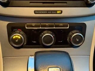 2010 Volkswagen CC - Image 9 of 17
