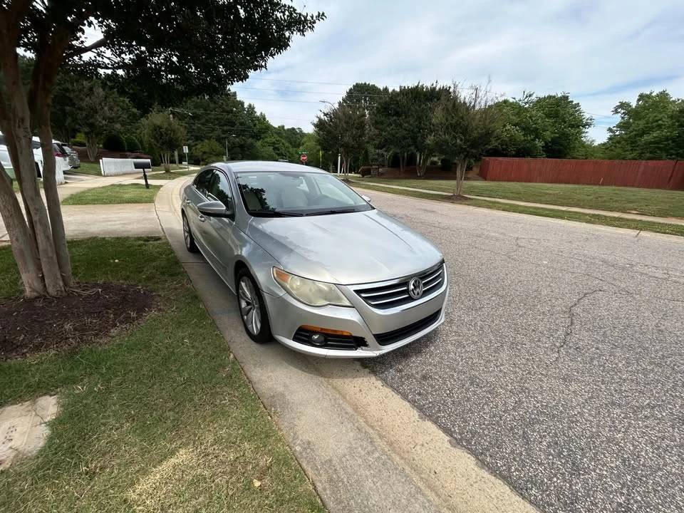 2010 Volkswagen CC - Image 5 of 6