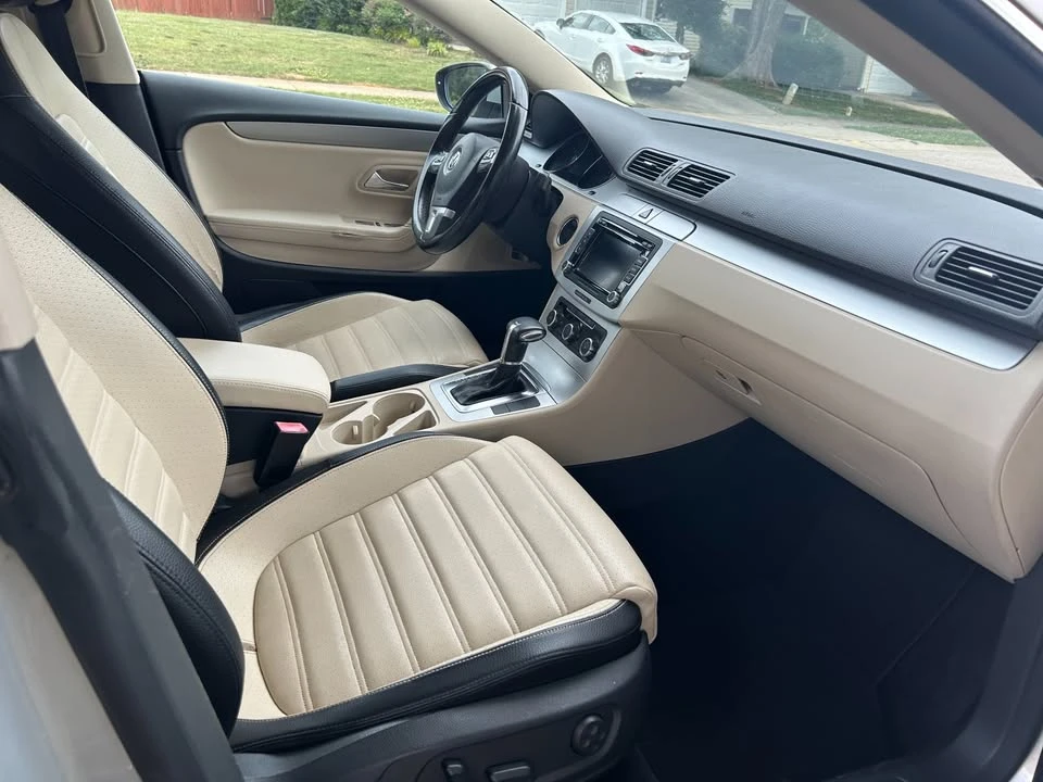 2010 Volkswagen CC - Image 2 of 6