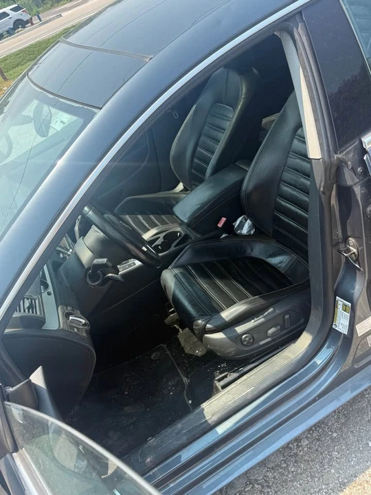 2010 Volkswagen CC - Image 6 of 10