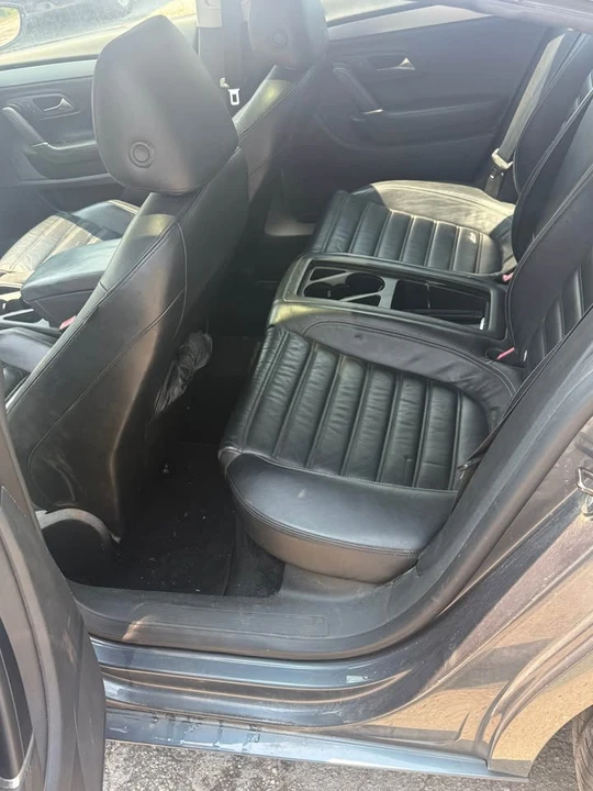 2010 Volkswagen CC - Image 7 of 10