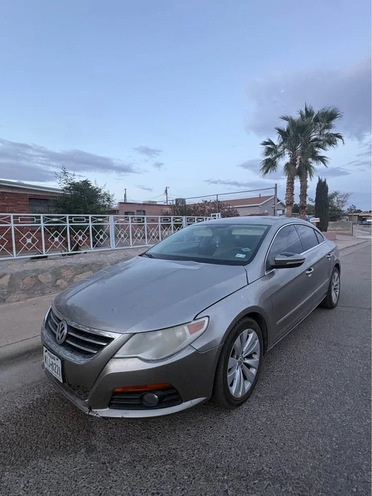 2010 Volkswagen CC - Image 7 of 11