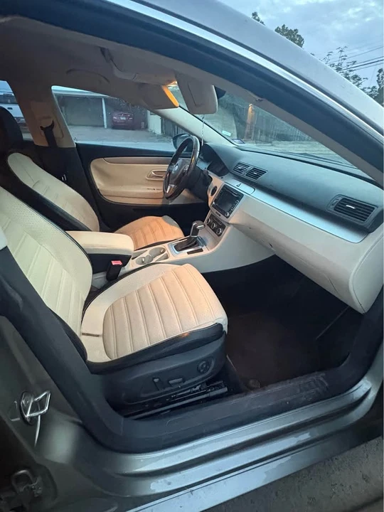 2010 Volkswagen CC - Image 10 of 11