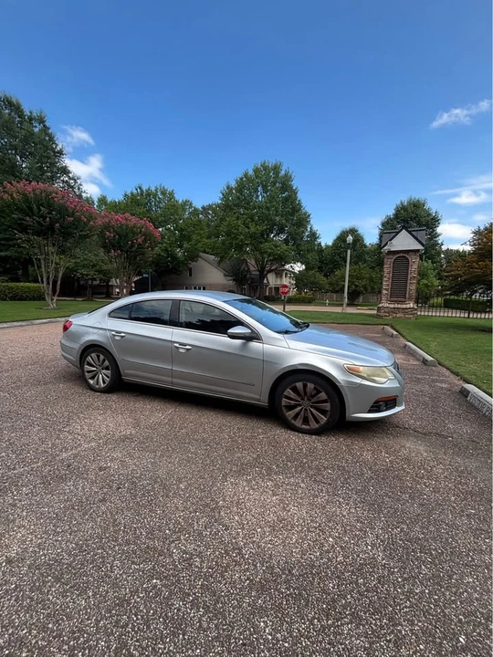 2010 Volkswagen CC - Image 3 of 9