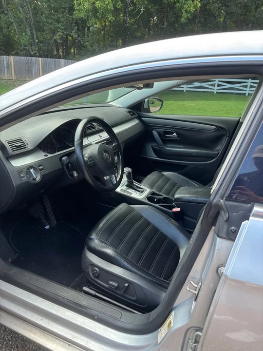 2010 Volkswagen CC - Image 6 of 9