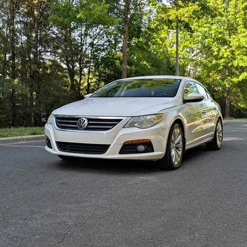 2010 Volkswagen CC 2.0T Sport Sedan 4D
