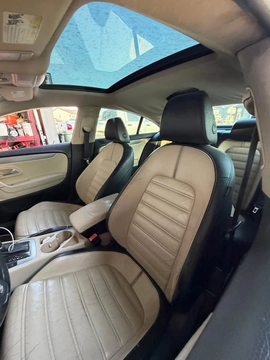 2010 Volkswagen CC - Image 14 of 20