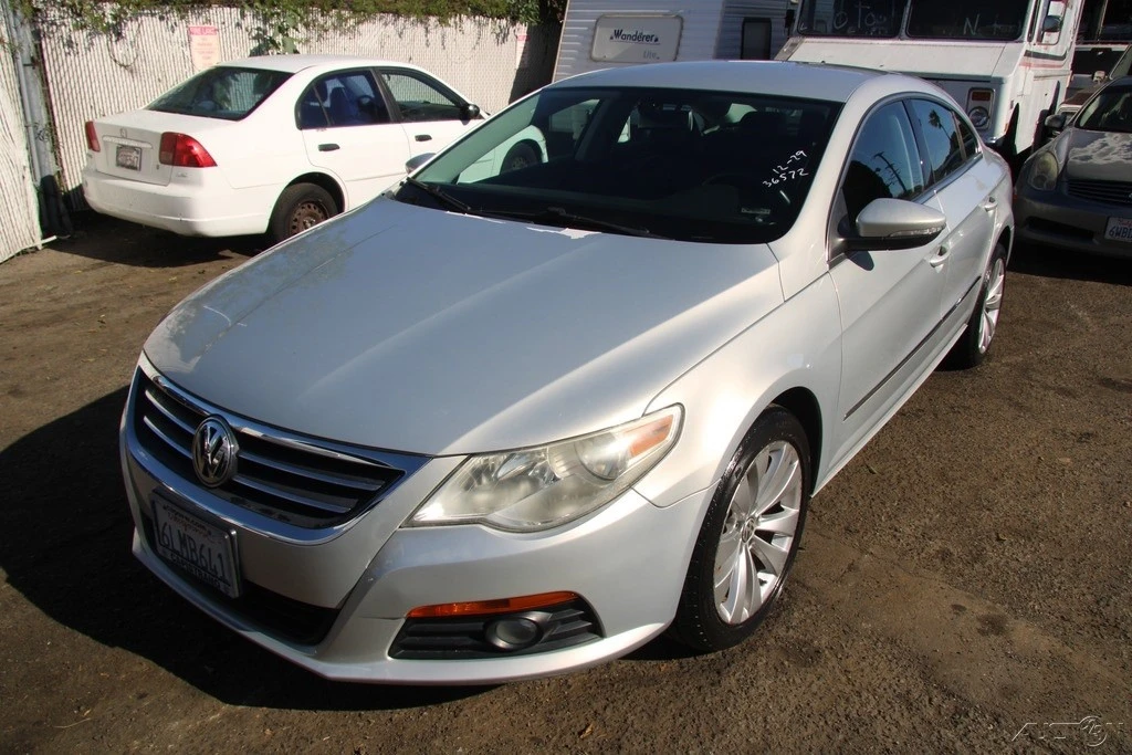 2010 Volkswagen CC - Image 2 of 21