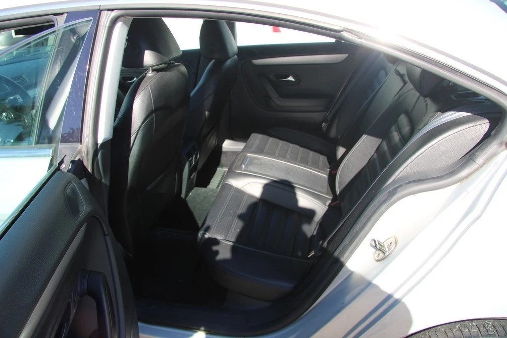 2010 Volkswagen CC - Image 19 of 21