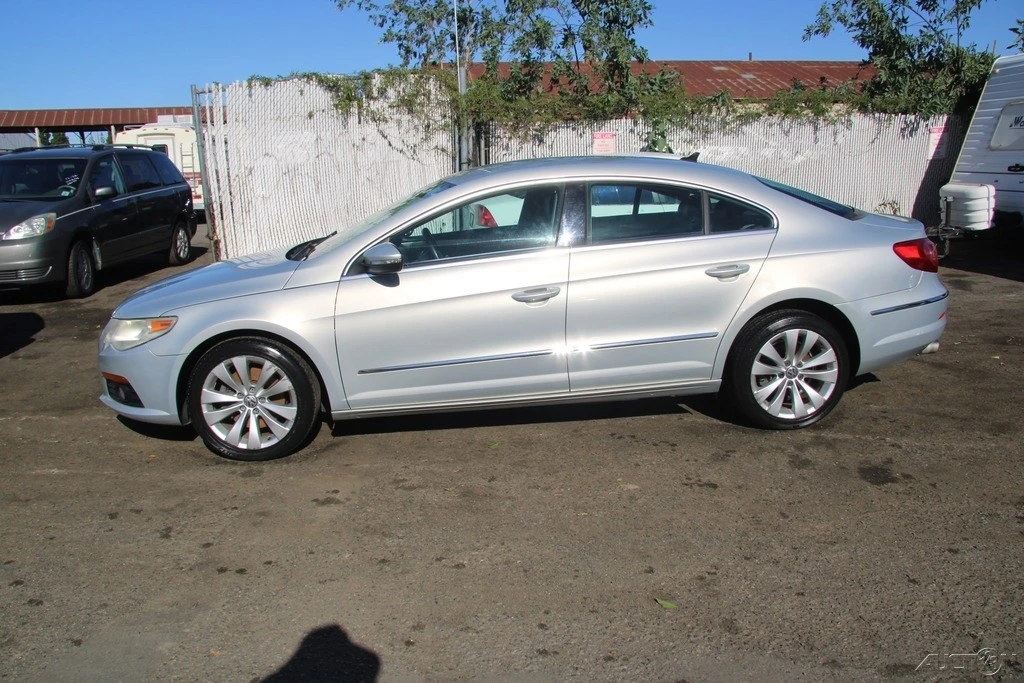 2010 Volkswagen CC - Image 3 of 21