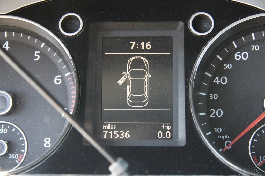 2010 Volkswagen CC - Image 15 of 21
