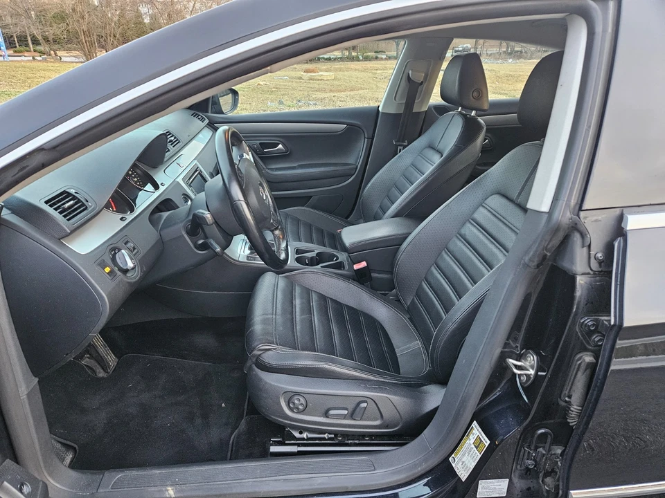 2010 Volkswagen CC - Image 10 of 20