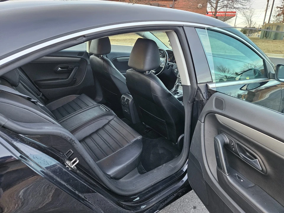 2010 Volkswagen CC - Image 14 of 20