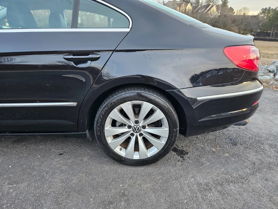 2010 Volkswagen CC - Image 8 of 20