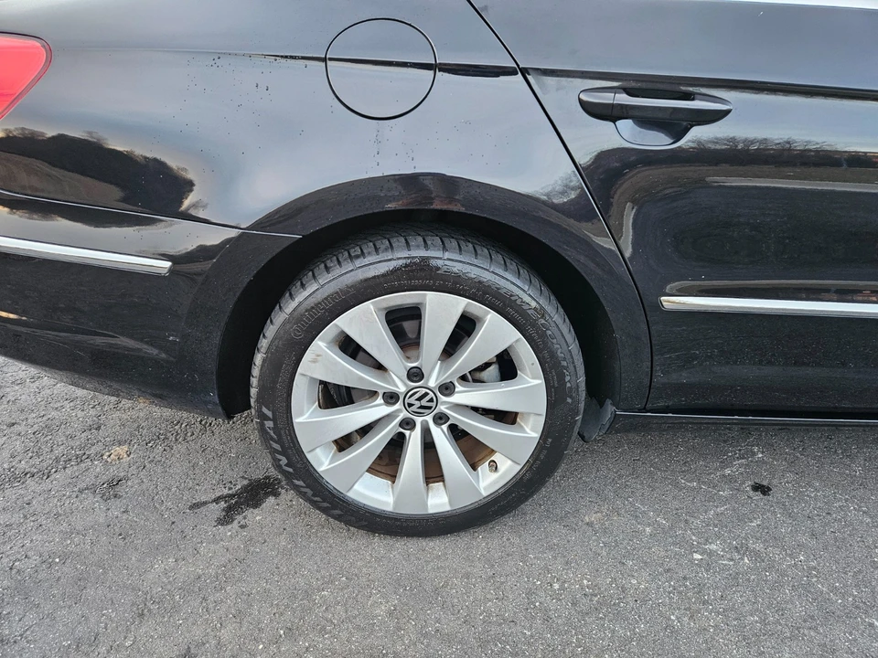 2010 Volkswagen CC - Image 7 of 20
