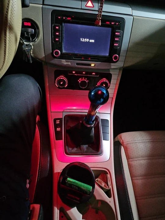 2010 Volkswagen CC - Image 3 of 9