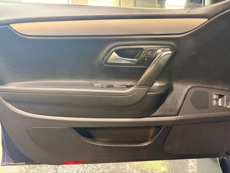 2010 Volkswagen CC - Image 10 of 12