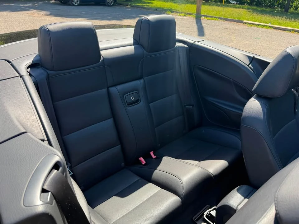 2010 Volkswagen Eos - Image 12 of 13