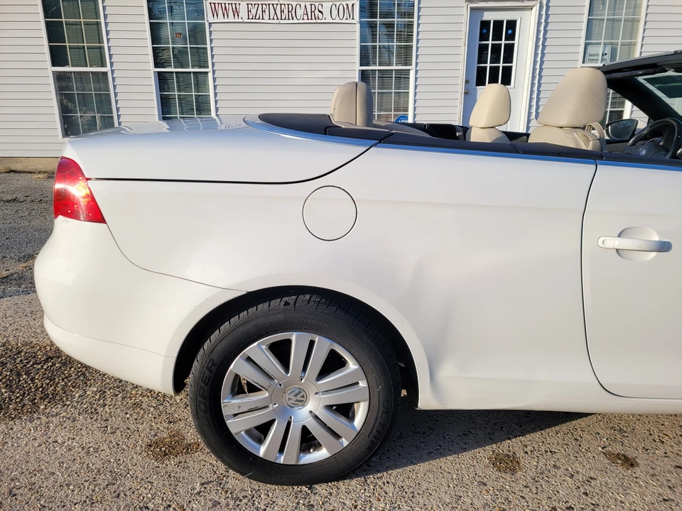 2010 Volkswagen Eos - Image 10 of 21