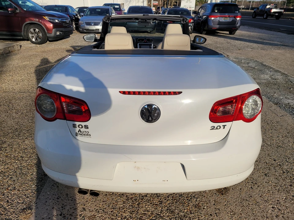 2010 Volkswagen Eos - Image 4 of 21