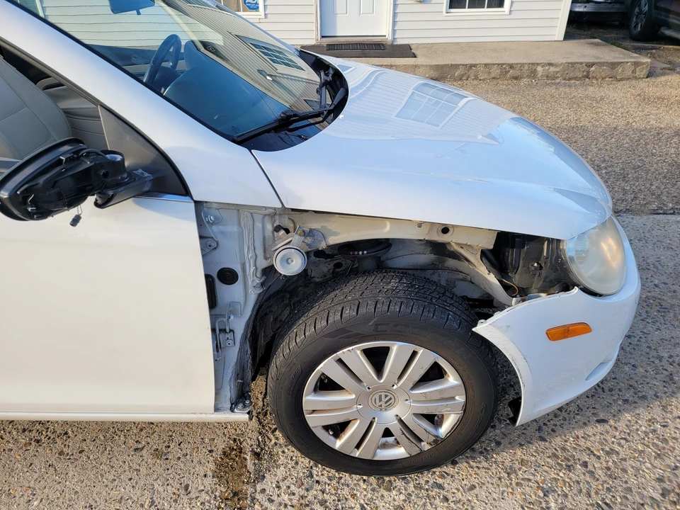 2010 Volkswagen Eos - Image 9 of 21