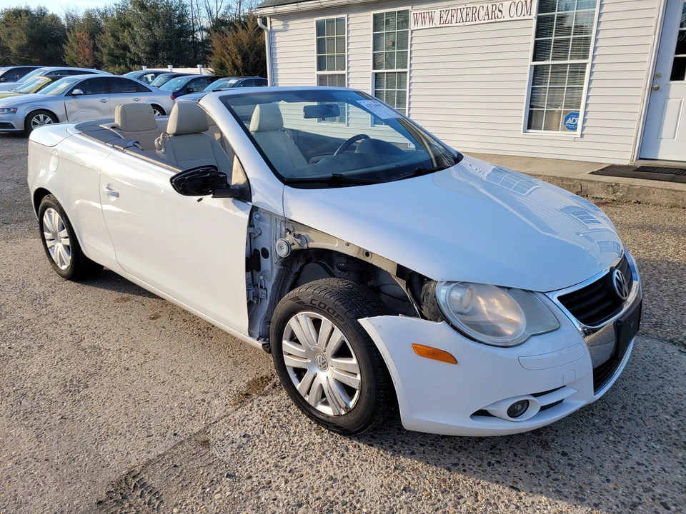 2010 Volkswagen Eos - Image 7 of 21