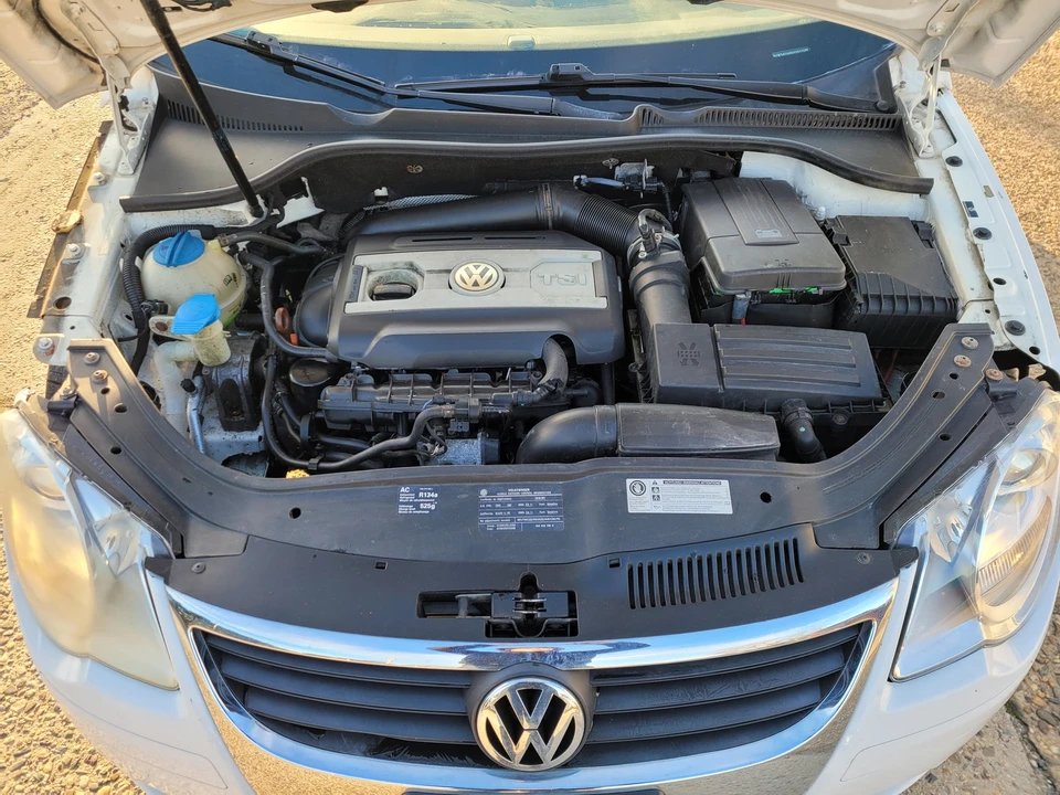 2010 Volkswagen Eos - Image 11 of 21