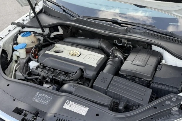 2010 Volkswagen Eos - Image 6 of 7