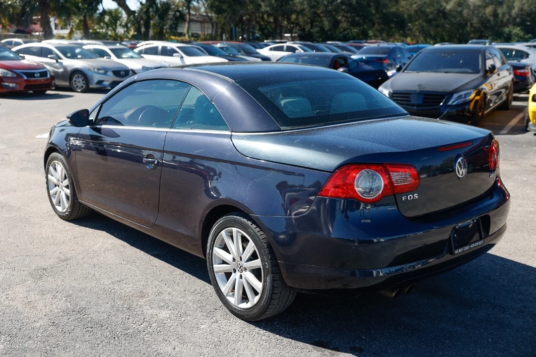 2010 Volkswagen Eos - Image 5 of 12