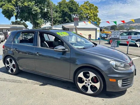 2010 Volkswagen GTI 2.0T Hatchback