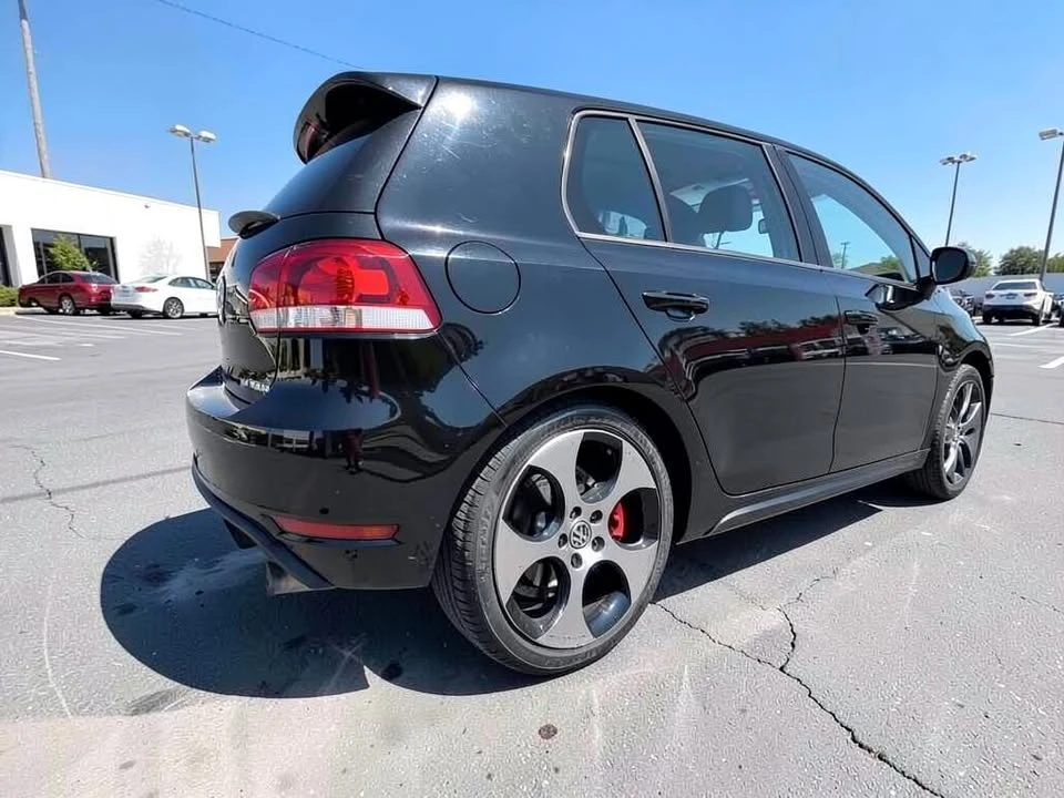 2010 Volkswagen GTI Mk6 - Image 8 of 20
