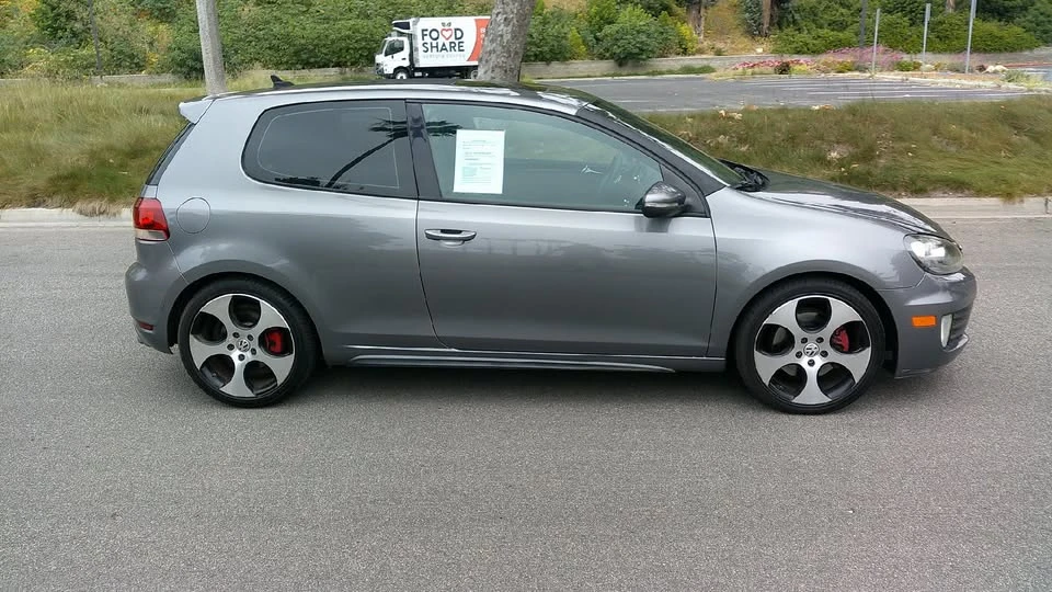 2010 Volkswagen GTI Mk6 - Image 3 of 10