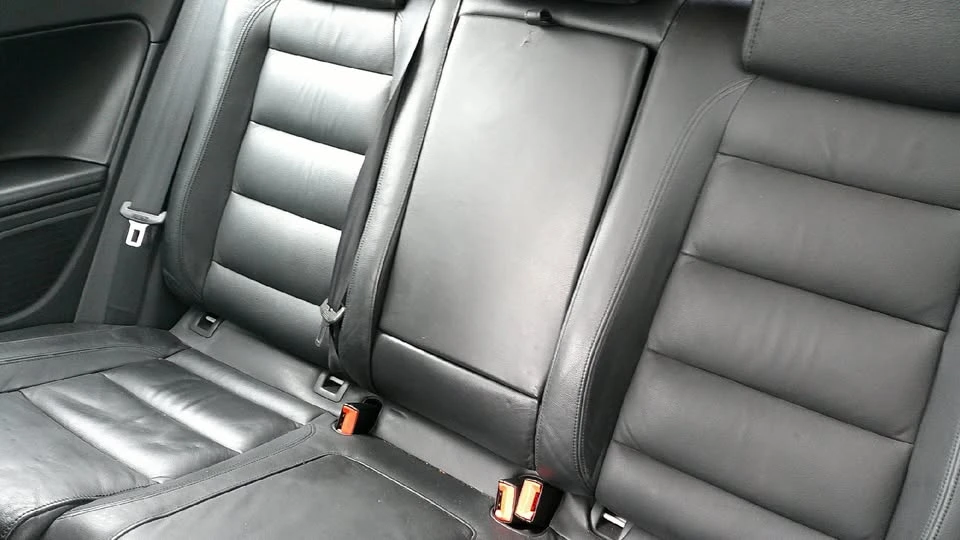 2010 Volkswagen GTI Mk6 - Image 8 of 10