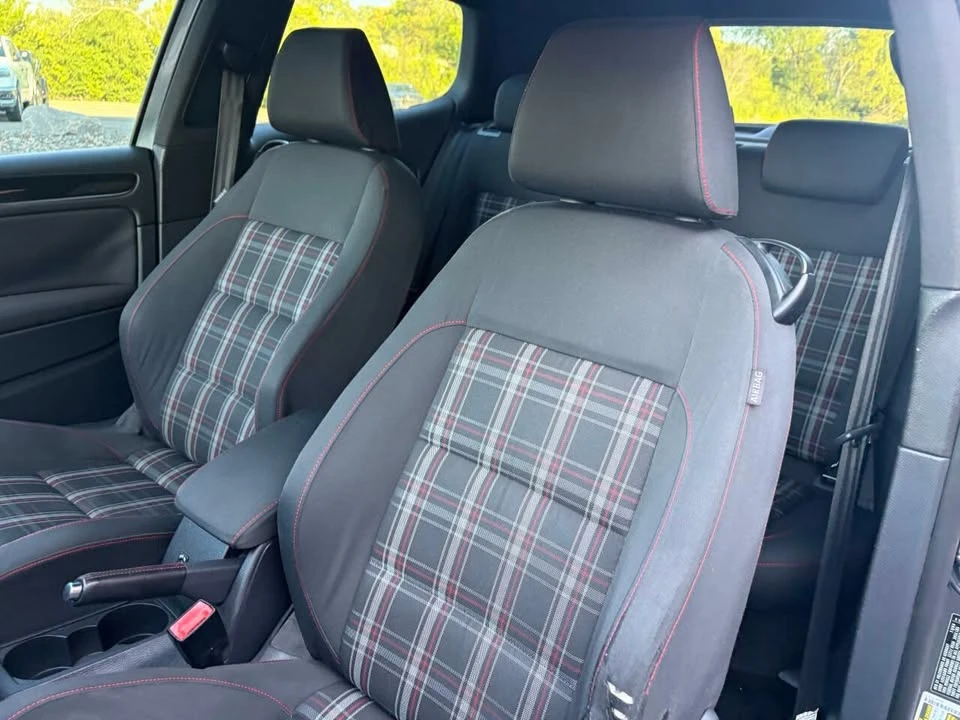 2010 Volkswagen GTI Mk6 - Image 12 of 20