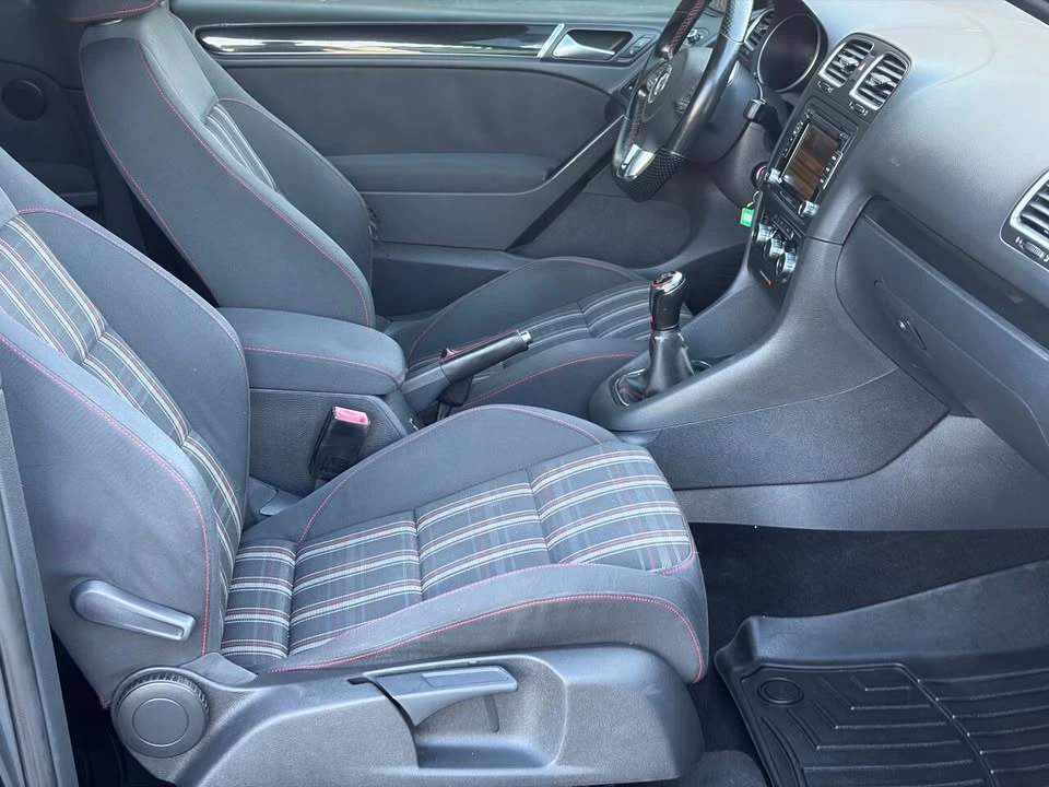 2010 Volkswagen GTI Mk6 - Image 11 of 20