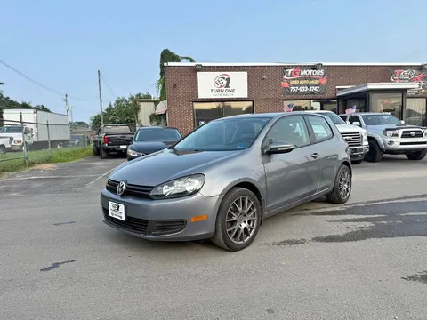 2010 Volkswagen Golf 2.5L Hatchback 2D