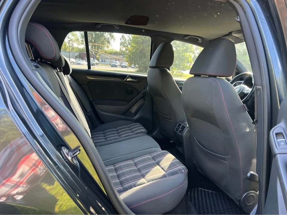 2010 Volkswagen GTI Mk6 - Image 16 of 17