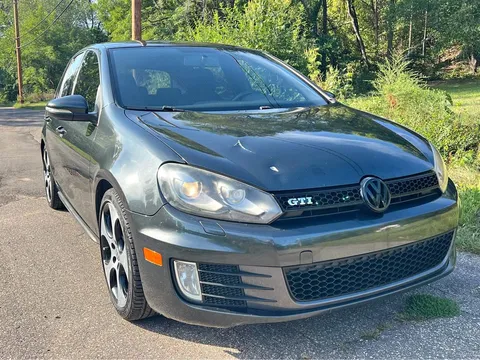 2010 Volkswagen Golf GTI S Hatchback Sedan 4D